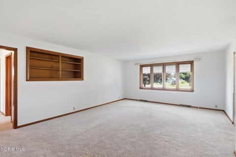 Tiny photo for 2033 W Sandusky Street, Findlay, OH 45840 (MLS # 10012322)