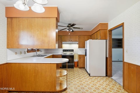 Tiny photo for 2033 W Sandusky Street, Findlay, OH 45840 (MLS # 10012322)