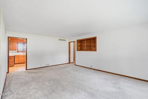 Tiny photo for 2033 W Sandusky Street, Findlay, OH 45840 (MLS # 10012322)