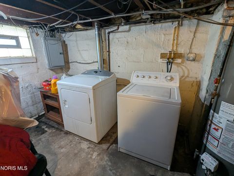 Tiny photo for 511 S Detroit Avenue, Toledo, OH 43609 (MLS # 10005198)