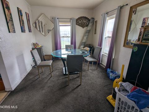 Tiny photo for 511 S Detroit Avenue, Toledo, OH 43609 (MLS # 10005198)