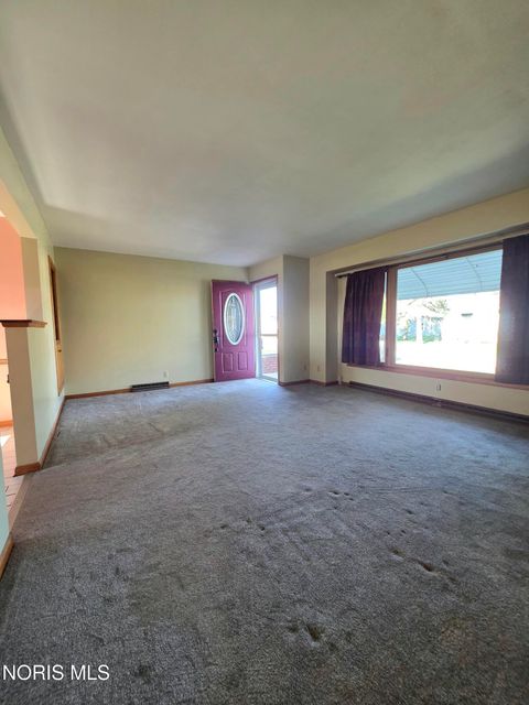 Tiny photo for 711 Natlin Drive, Fostoria, OH 44830 (MLS # 10005596)