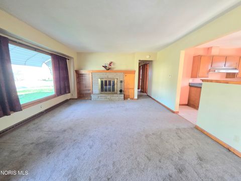 Tiny photo for 711 Natlin Drive, Fostoria, OH 44830 (MLS # 10005596)