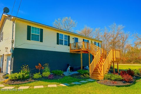 Photo of 645 Clubhouse Road, Curtice, OH 43412 (MLS # 10002024)