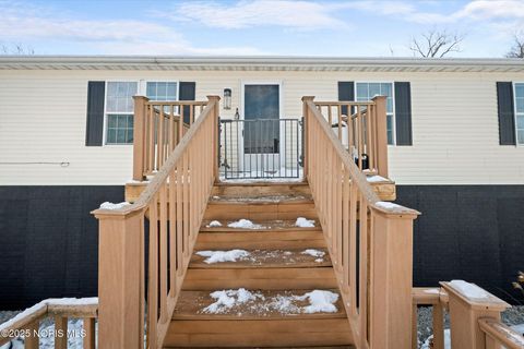 Tiny photo for 645 Clubhouse Road, Curtice, OH 43412 (MLS # 10002024)