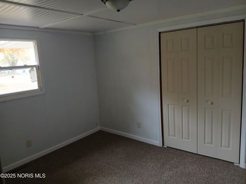 Tiny photo for 2239 County Road 3, Swanton, OH 43558 (MLS # 10000544)