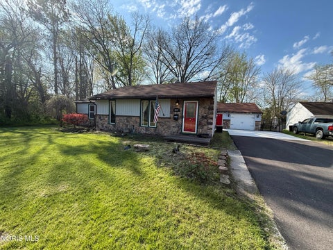 Tiny photo for 5927 Greenacre Road, Toledo, OH 43615 (MLS # 10009229)