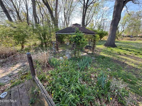 Tiny photo for 5927 Greenacre Road, Toledo, OH 43615 (MLS # 10009229)