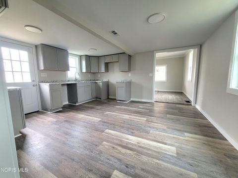 Tiny photo for 748 S Front Street, Fremont, OH 43420 (MLS # 10005408)