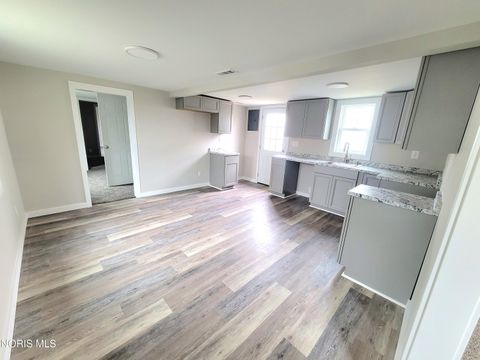 Tiny photo for 748 S Front Street, Fremont, OH 43420 (MLS # 10005408)