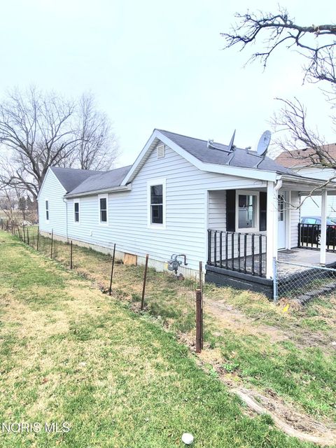 Tiny photo for 748 S Front Street, Fremont, OH 43420 (MLS # 10005408)