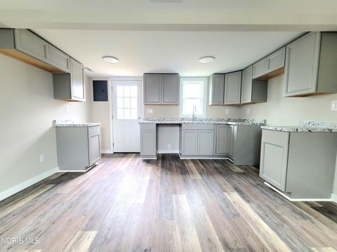 Tiny photo for 748 S Front Street, Fremont, OH 43420 (MLS # 10005408)