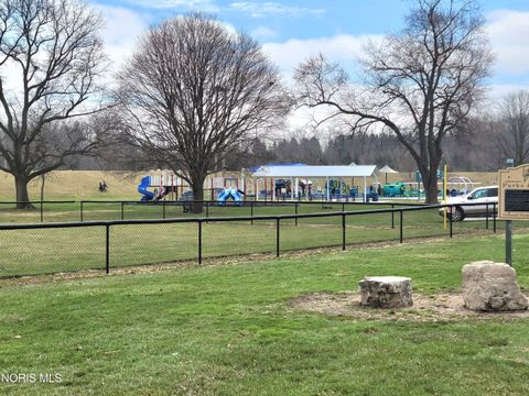 Tiny photo for 748 S Front Street, Fremont, OH 43420 (MLS # 10005408)