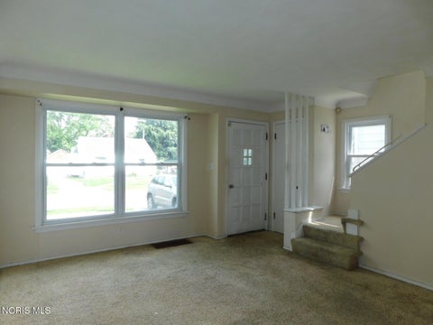 Tiny photo for 3235 Beaumont Drive, Toledo, OH 43608 (MLS # 10008299)