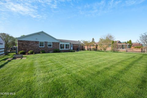 Tiny photo for 3159 Pickle Road, Oregon, OH 43616 (MLS # 10007017)