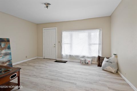 Tiny photo for 510 Paine Avenue, Toledo, OH 43605 (MLS # 10003455)