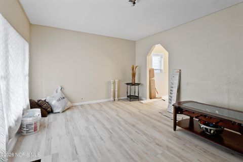 Photo of 510 Paine Avenue, Toledo, OH 43605 (MLS # 10003455)