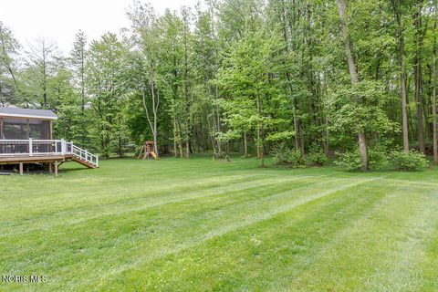 Tiny photo for 1709 Township Rd Ef, Swanton, OH 43558 (MLS # 10005133)