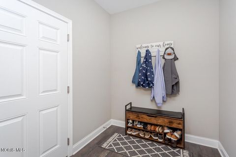 Tiny photo for 1709 Township Rd Ef, Swanton, OH 43558 (MLS # 10005133)