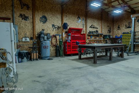 Tiny photo for 22585 Defiance-paulding County Line Road, Defiance, OH 43512 (MLS # 10000228)