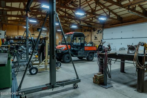 Tiny photo for 22585 Defiance-paulding County Line Road, Defiance, OH 43512 (MLS # 10000228)
