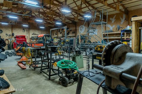 Tiny photo for 22585 Defiance-paulding County Line Road, Defiance, OH 43512 (MLS # 10000228)
