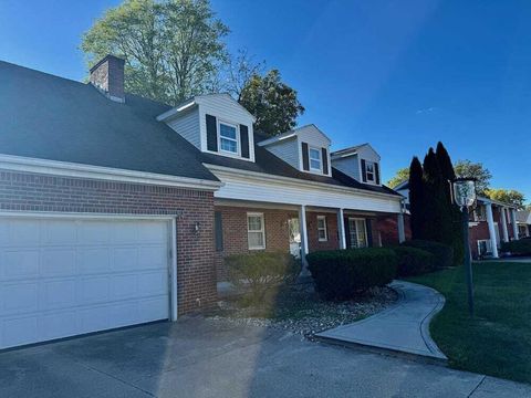 Tiny photo for 3044 Villa Drive, Toledo, OH 43614 (MLS # 10000033)