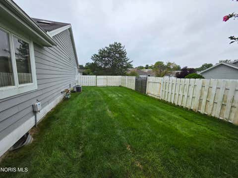 Tiny photo for 2363 Mckivett Drive, Toledo, OH 43615 (MLS # 10011898)