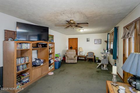 Tiny photo for 439 Erie Court, Port Clinton, OH 43452 (MLS # 10000968)