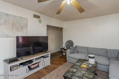 Tiny photo for 439 Erie Court, Port Clinton, OH 43452 (MLS # 10000968)