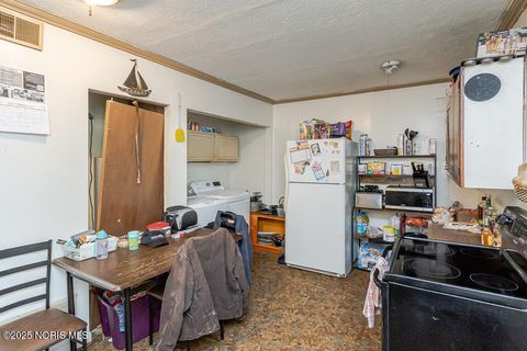 Tiny photo for 439 Erie Court, Port Clinton, OH 43452 (MLS # 10000968)