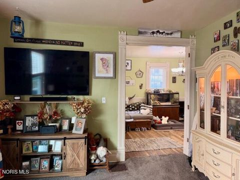 Tiny photo for 640 Center Street, Findlay, OH 45840 (MLS # 10004233)