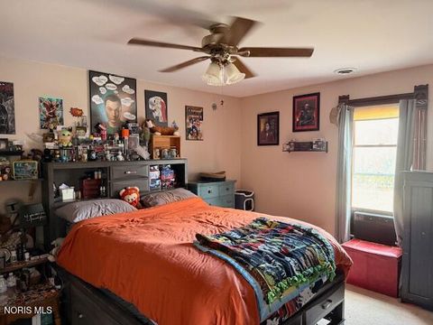 Tiny photo for 640 Center Street, Findlay, OH 45840 (MLS # 10004233)