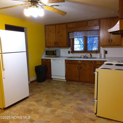 Tiny photo for 229 Glenwood Drive, Defiance, OH 43512 (MLS # 10000668)