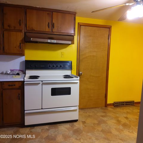 Tiny photo for 229 Glenwood Drive, Defiance, OH 43512 (MLS # 10000668)