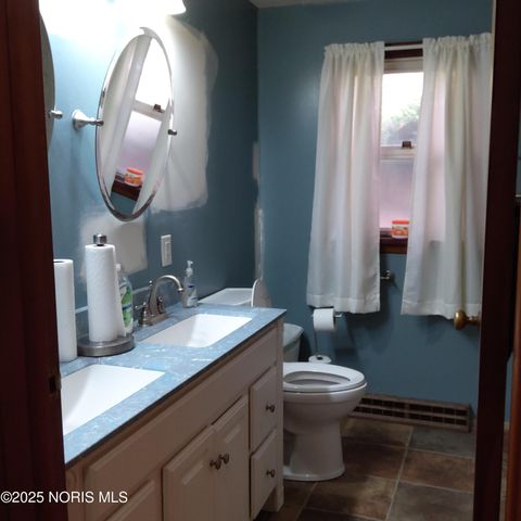 Tiny photo for 229 Glenwood Drive, Defiance, OH 43512 (MLS # 10000668)