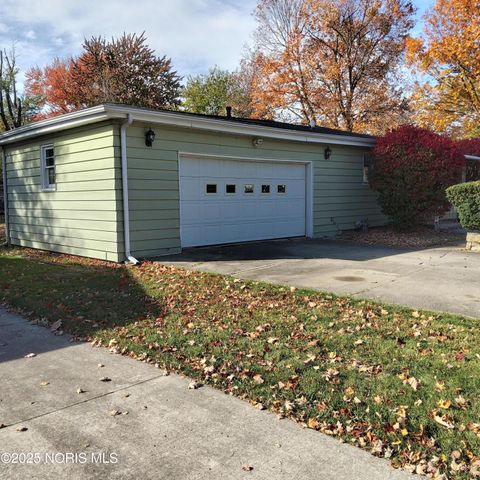 Tiny photo for 229 Glenwood Drive, Defiance, OH 43512 (MLS # 10000668)