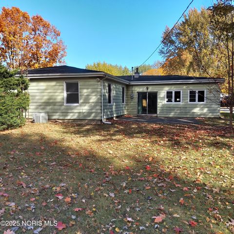 Tiny photo for 229 Glenwood Drive, Defiance, OH 43512 (MLS # 10000668)