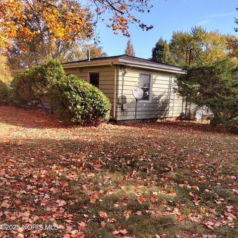 Tiny photo for 229 Glenwood Drive, Defiance, OH 43512 (MLS # 10000668)