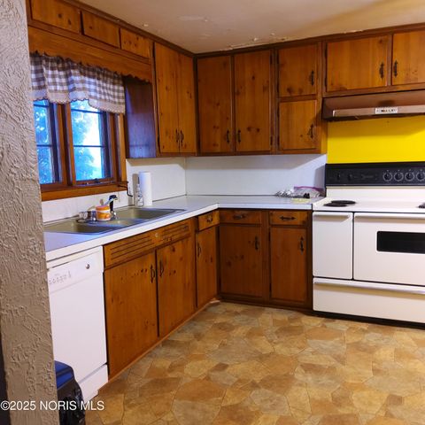 Tiny photo for 229 Glenwood Drive, Defiance, OH 43512 (MLS # 10000668)