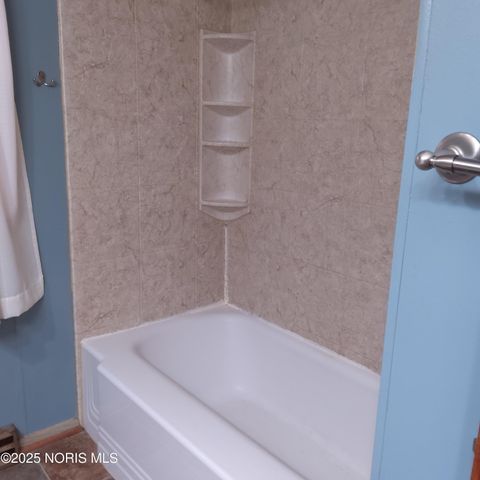 Tiny photo for 229 Glenwood Drive, Defiance, OH 43512 (MLS # 10000668)