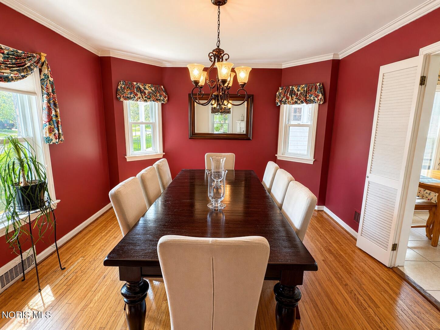3316 Grimsby Place