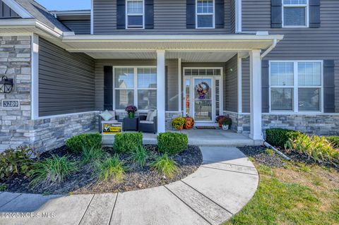 Tiny photo for 3289 Chasenwood Way, Perrysburg, OH 43551 (MLS # 10000900)