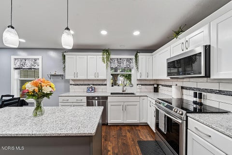 Tiny photo for 1532 Autumn Drive, Findlay, OH 45840 (MLS # 10014474)
