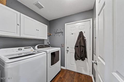 Tiny photo for 1532 Autumn Drive, Findlay, OH 45840 (MLS # 10014474)