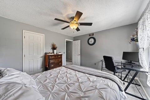 Tiny photo for 1532 Autumn Drive, Findlay, OH 45840 (MLS # 10014474)