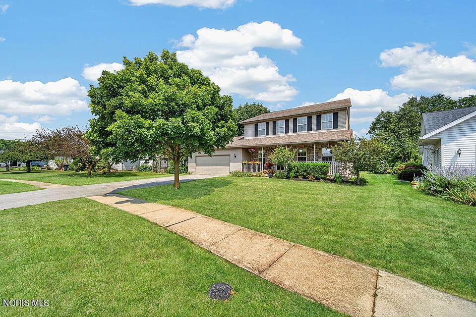 1532 Autumn Drive