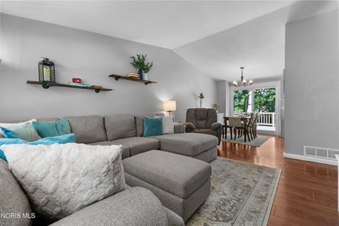 Tiny photo for 6126 Pembridge Drive, Toledo, OH 43615 (MLS # 10009547)