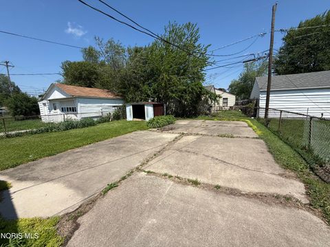 Tiny photo for 209 Willamont Road, Toledo, OH 43612 (MLS # 10008073)
