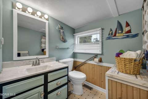 Tiny photo for 902 E 2nd Street, Port Clinton, OH 43452 (MLS # 10011977)